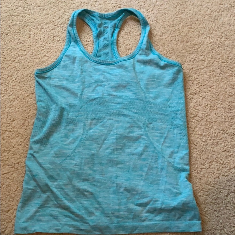 Lululemon tank